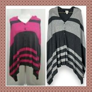 Stylus Set of 2 shawl sweaters size s/m